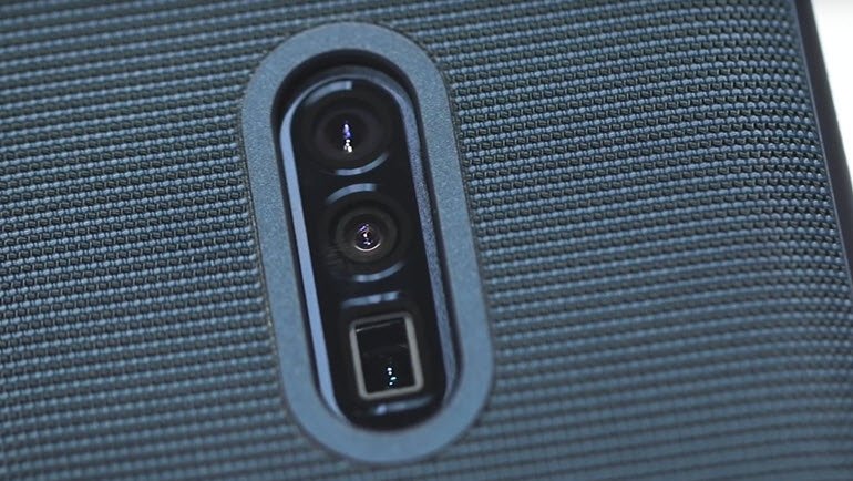 Oppo'dan 10x Zum Yapabilen Telefon Prototipi