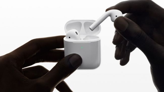 AirPods 2 vs AirPods: Fiyat