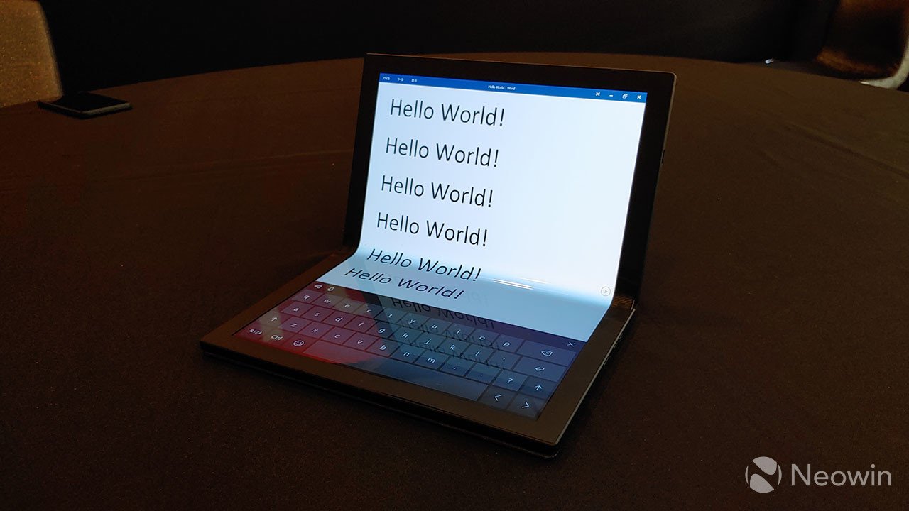 Lenovo'dan Katlanan Ekranlı Tablet