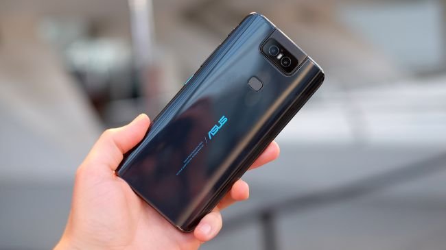 Dönen Kameralı Asus ZenFone 6 Tanıtıldı