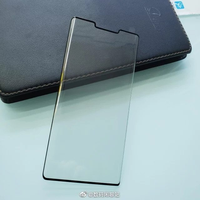 Huawei Mate 30'un Ön Yüzünü Gösteren Sızıntı