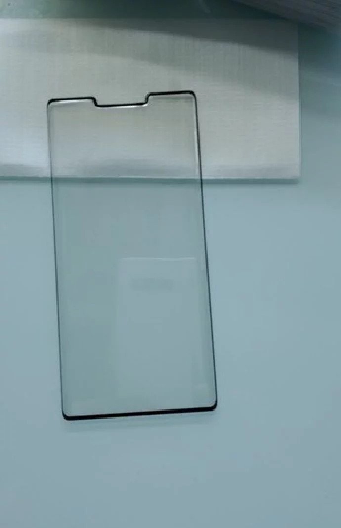 Huawei Mate 30'un Ön Yüzünü Gösteren Sızıntı