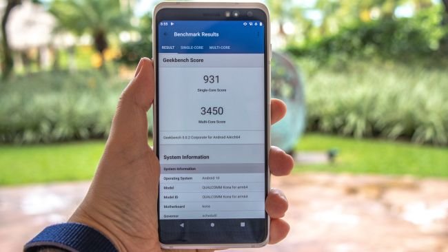 Galaxy S11, iPhone 11 Pro Max'ten Hızlı!