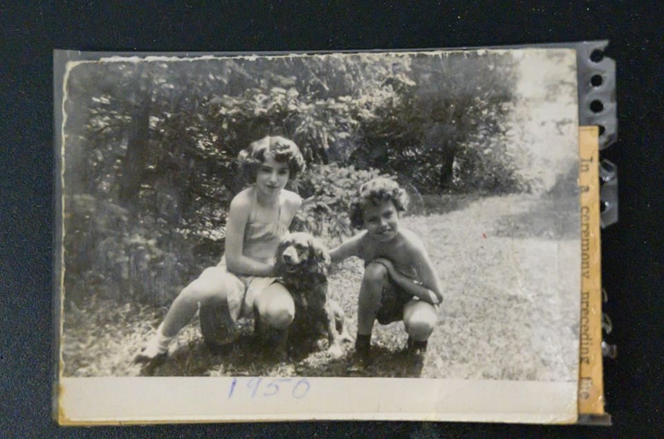 63 yıldır kayıptı! 1957'de kaybolan çanta bulundu, işte içinden çıkanlar!