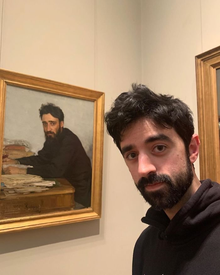 Kendilerine ikiz kadar benzeyen yüzleri paylaşanlar hayrete düşürüyor