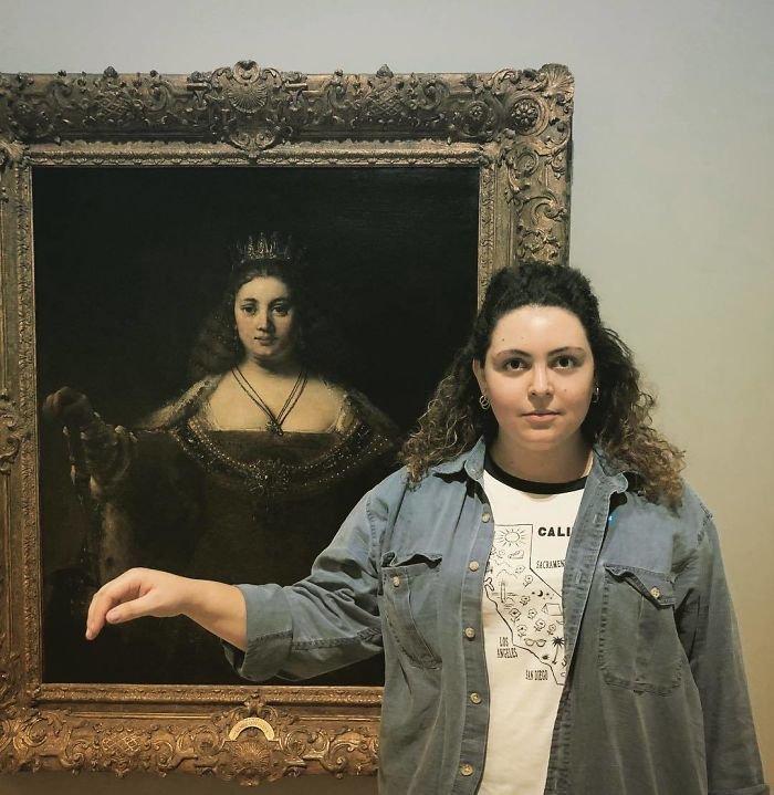 Kendilerine ikiz kadar benzeyen yüzleri paylaşanlar hayrete düşürüyor