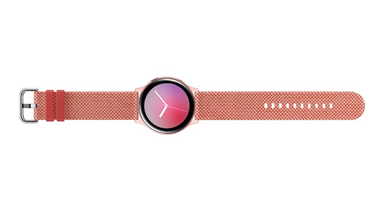 Plastik şişeler ipliklere ve ardından kılıfa dönüşüyor