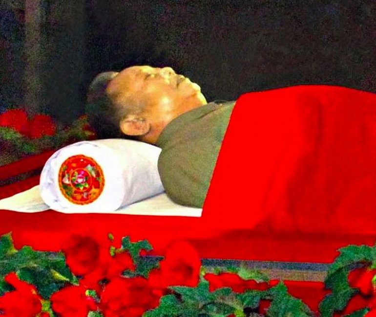 Kuzey Kore Lideri Kim Jong-un Öldü mü? Sahte Fotoğraf İnterneti Salladı