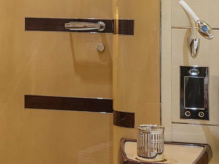 Siz bir de içini görün! İşte dünyanın en büyük özel jeti Boeing 747-8i