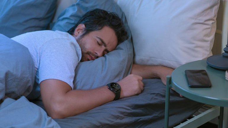 ASUS, Yeni Akıllı Sağlık Takip Cihazı VivoWatch SP'yi Duyurdu!