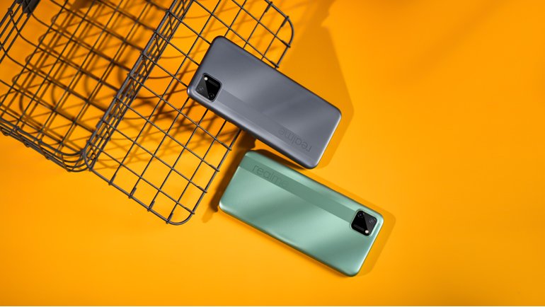 Pil Ömrü Kralı Telefon realme C11, Türkiye'de Piyasaya Çıktı!