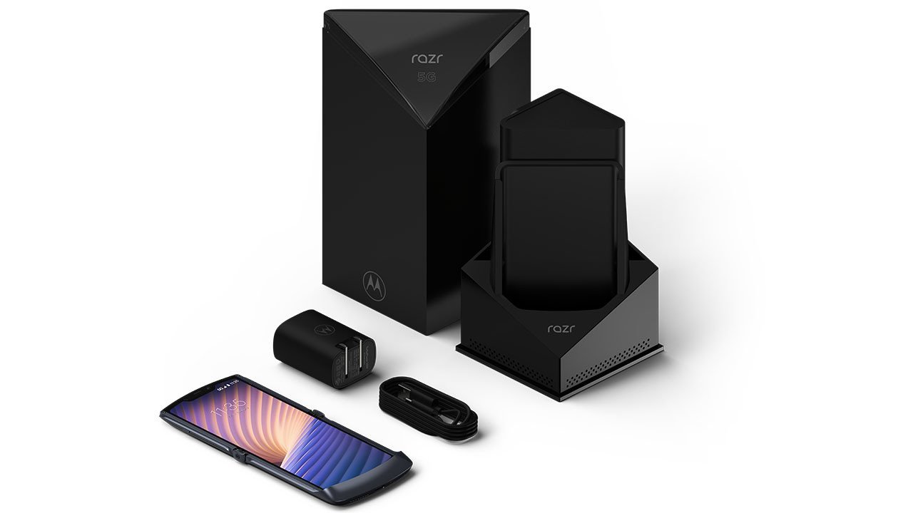 Motorola, Yeni Katlanan Telefonu Razr 5G'yi Tanıttı!