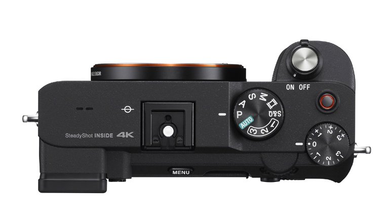 Sony Alpha 7C Fotoğraf Makinesi ve Zum Lensini Tanıttı