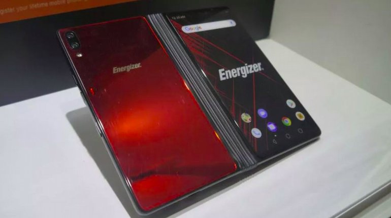 Bugüne dek Karşımıza Çıkan, En Şaşırtıcı 6 Katlanabilir Telefon Konsepti