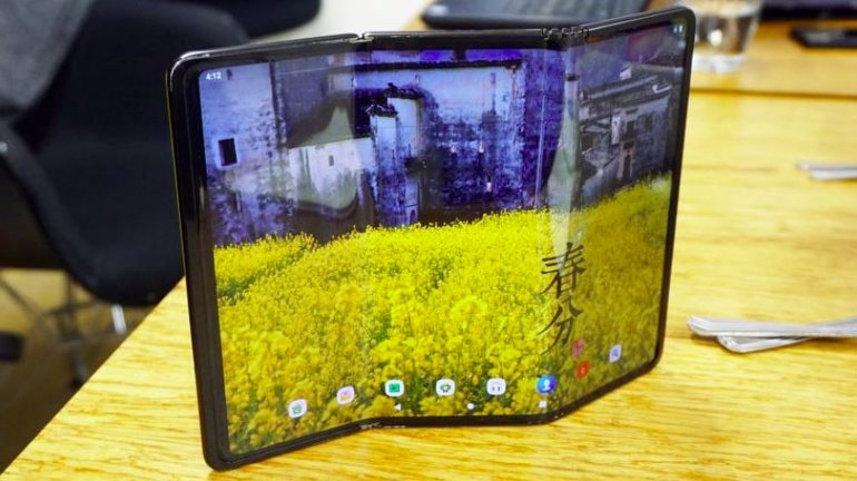 Bugüne dek Karşımıza Çıkan, En Şaşırtıcı 6 Katlanabilir Telefon Konsepti