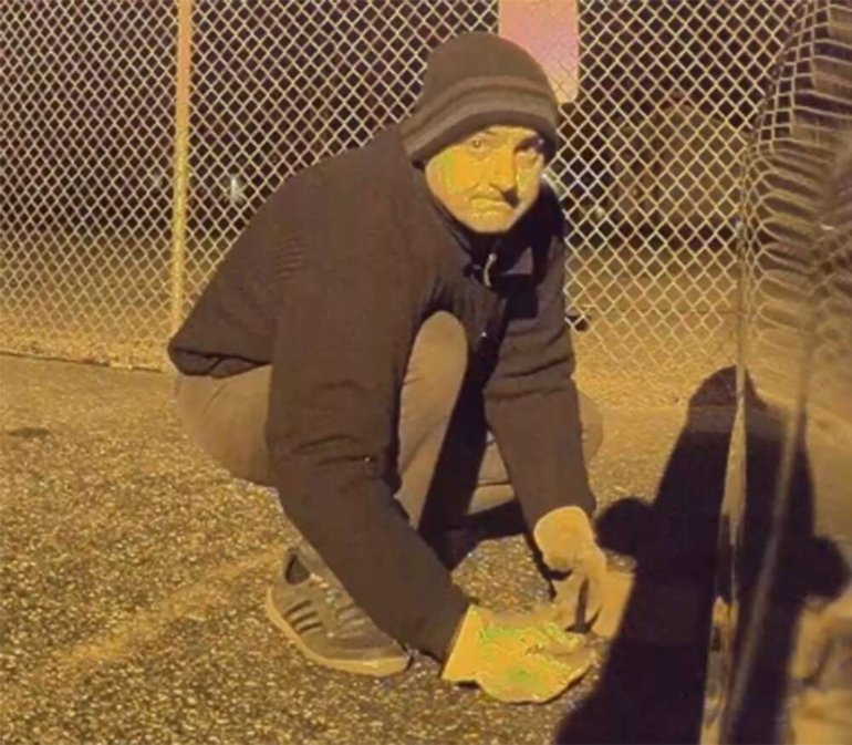 Bir Tesla Otomobil, Aranan Bir Suçlunun Yakalanmasını Sağladı