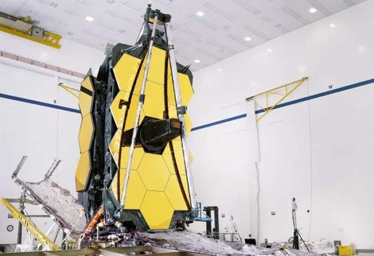 James Webb Uzay Teleskobu Fırlatıldı. Peki Şimdi Webb'i Neler Bekliyor?