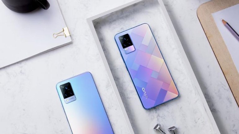 vivo V21 Serisi Akıllı Telefonları Tanıtıldı! İşte Özellikleri!