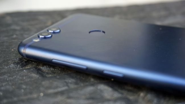 Honor 7X tasarımı nasıl?