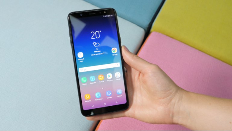 Samsung Galaxy A6+ ekranı ne kadar başarılı?