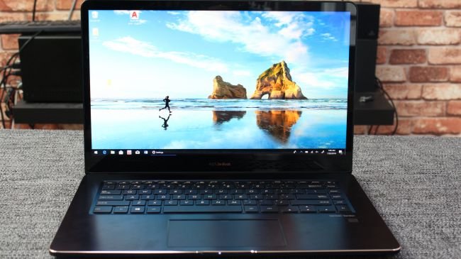 ZenBook Pro 15 teknik kadro ve performans