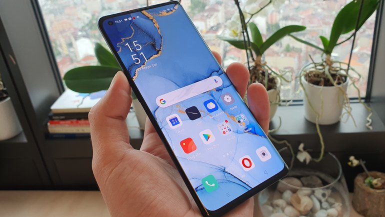 OPPO Reno3 Pro Ekran Özellikleri Neler?