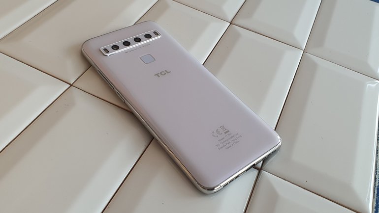 TCL 10L Tasarımı Nasıl? 