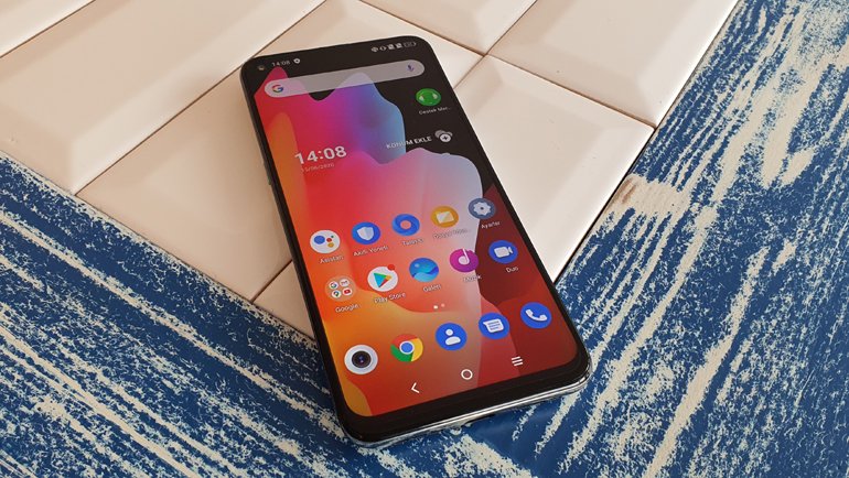 TCL 10L Ekran Özellikleri