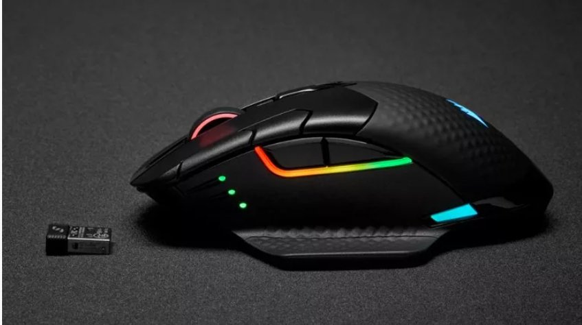 Corsair Dark Core RGB Pro Özellikleri Neler?