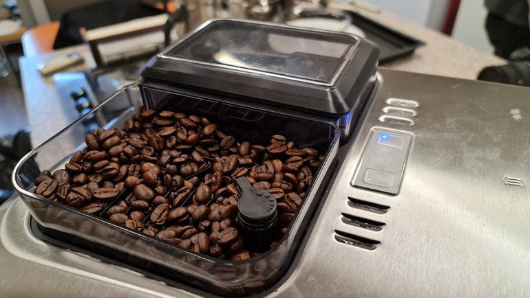 Siemens EQ.9 plus connect Uzaktan Kullanılabiliyor