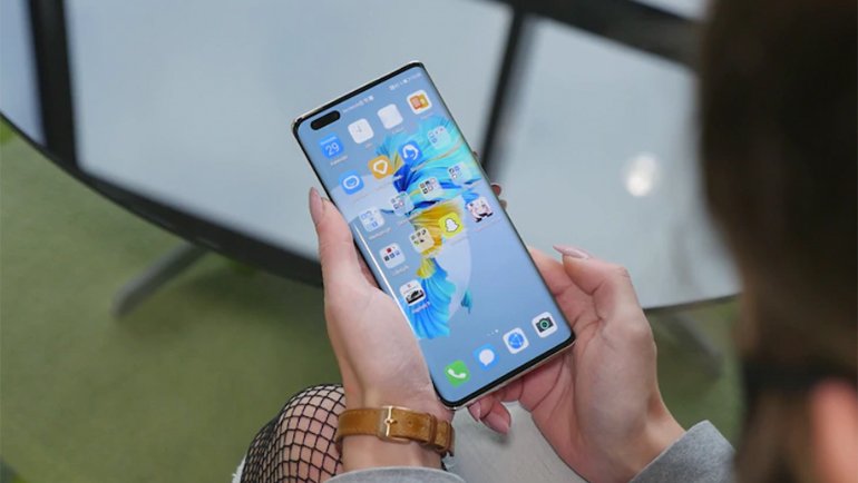 Huawei Mate 40 Pro Ekran Özellikleri